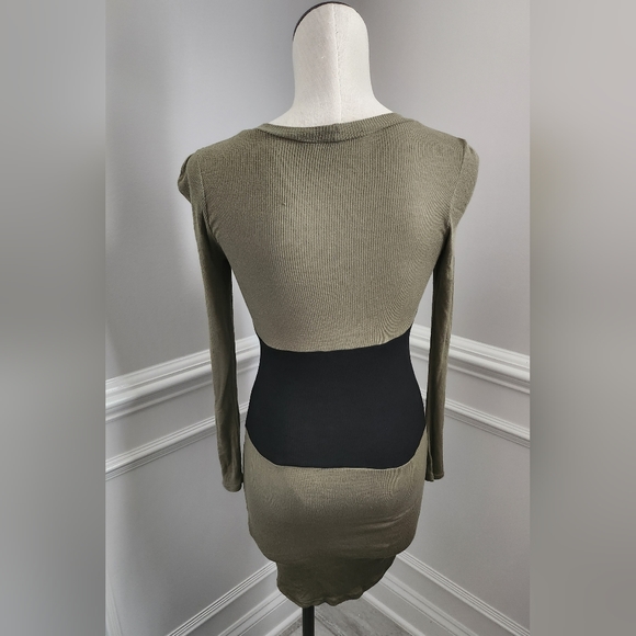 NICKI MINAJ - Picture 2 of 2